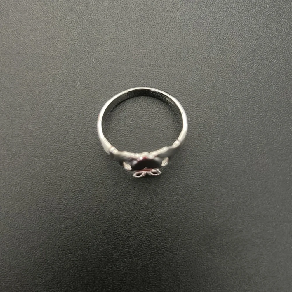 Claddagh Ring - Picture 4 of 9